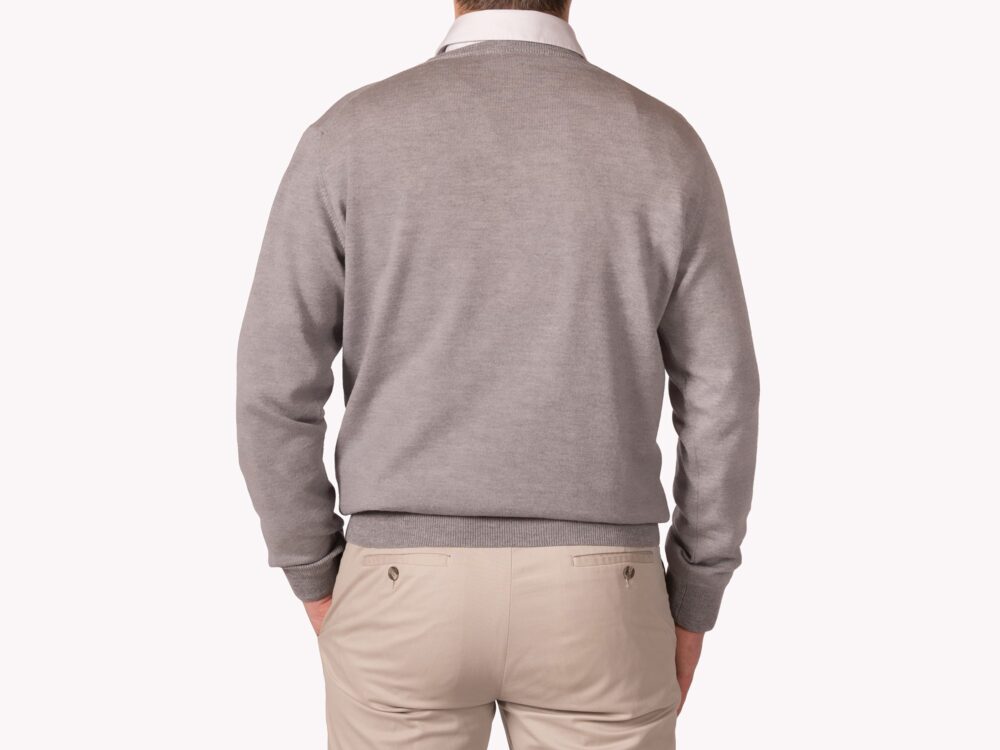 Maglia Scollo V grigio chiaro in pura lana merino extrafine